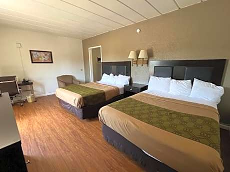 Posh Inn & Suites
