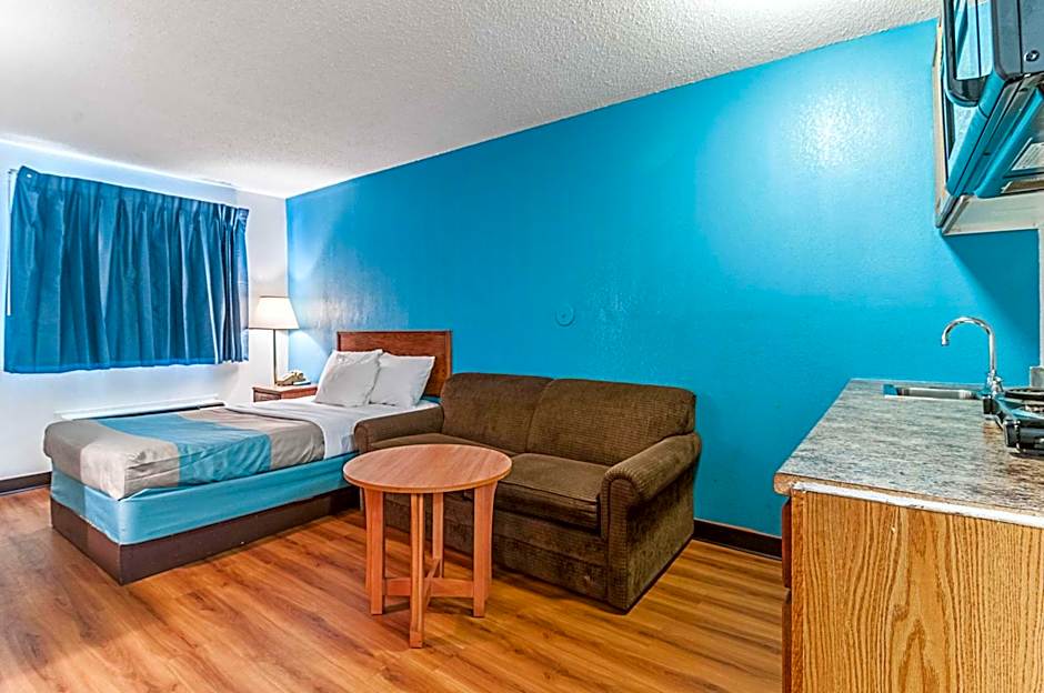 Motel 6-Southgate, MI - Detroit