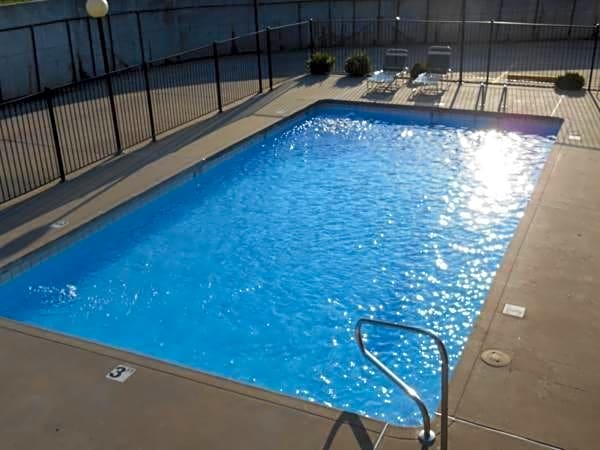 GuestHouse Inn St. Joseph