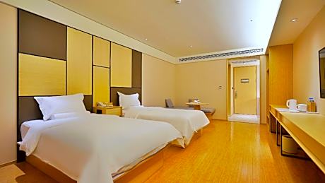 Huazhu - Superior Twin