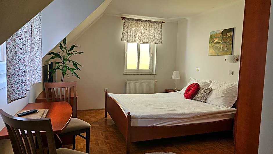 Guest House Pod Grebenom