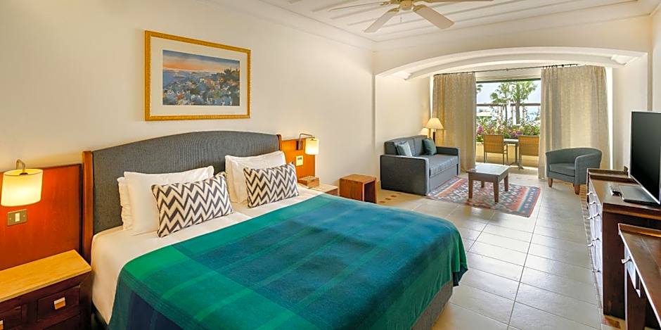 Photo 1 of 9 of Junior Suite, Sea View
