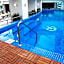 Wyndham Guayaquil, Puerto Santa Ana