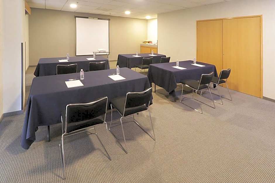 City Express by Marriott Saltillo Sur