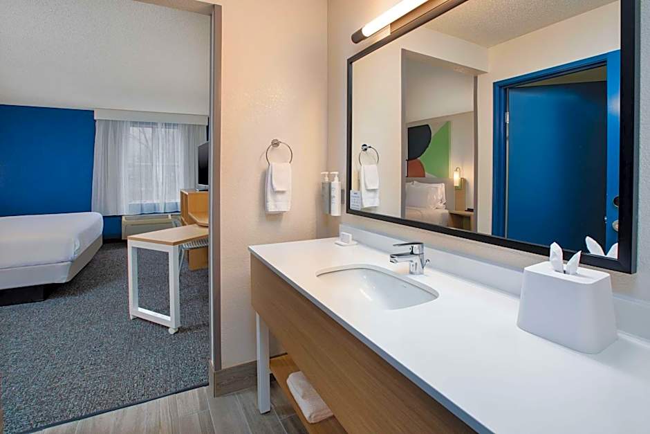 Spark by Hilton Walker Grand Rapids North