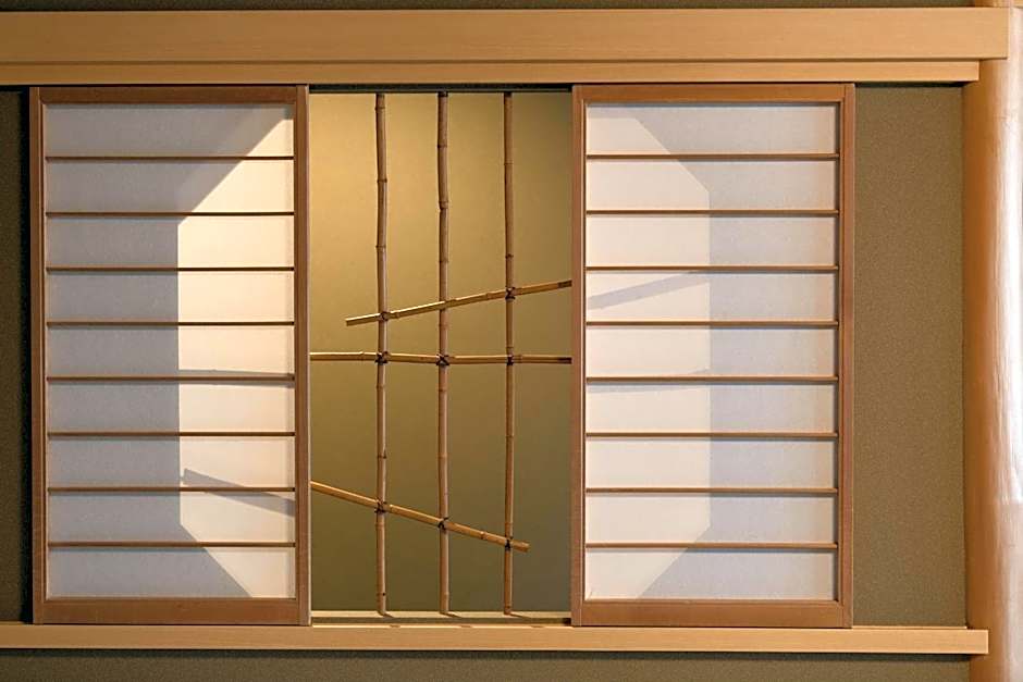 Atami Onsen Sakuraya Ryokan