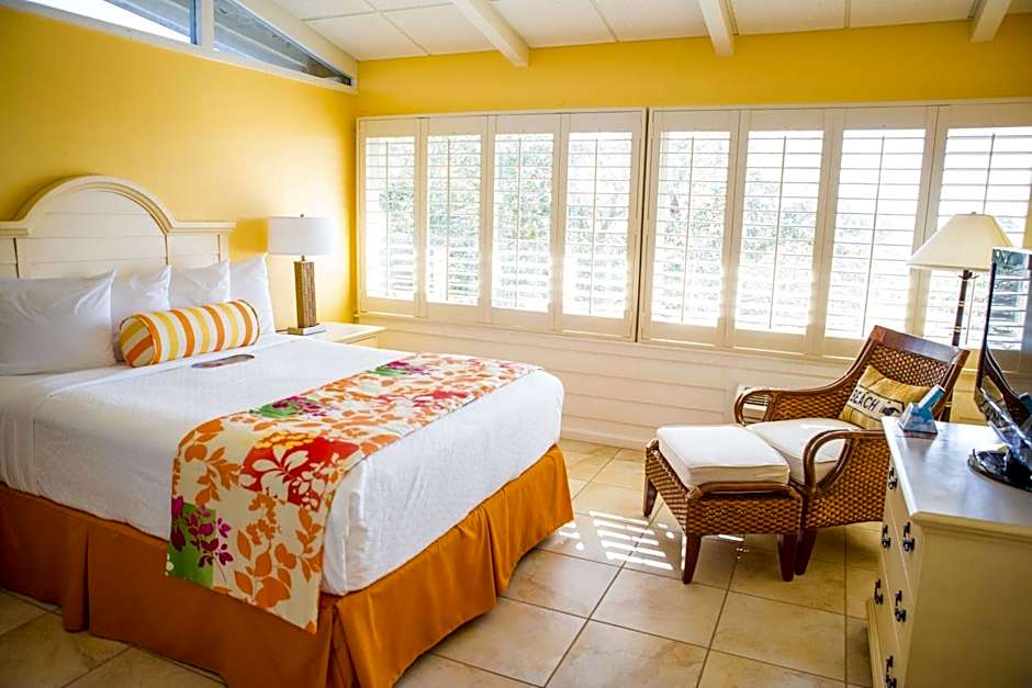 Best Western Plus Yacht Harbor Inn