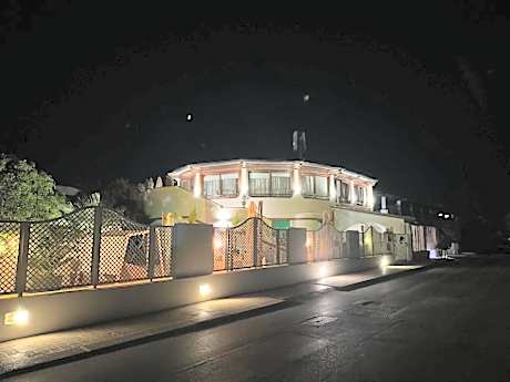 Il Caimano B & B, con piscina dall'11 Luglio al 31 Agosto