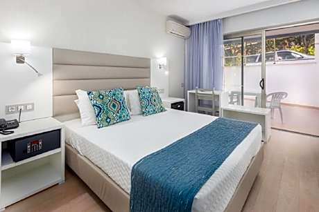 Double Room - Lower Floor