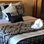 Americas Best Value Inn & Suites Macon at Sunset Dr