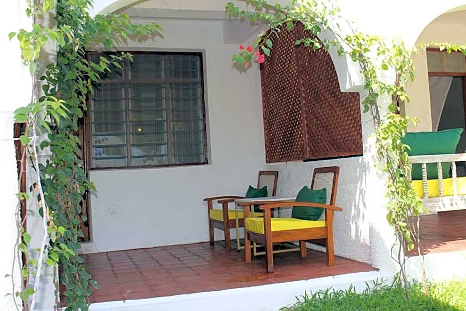 Kaleb's Beachfront Serviced Studio Apartments