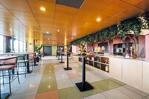 Leonardo Hotel IJmuiden Seaport Beach