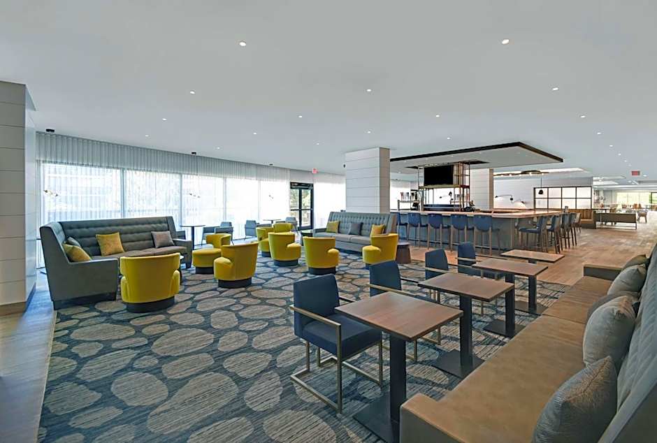 Hilton Peachtree City Atlanta Hotel & Conference Center