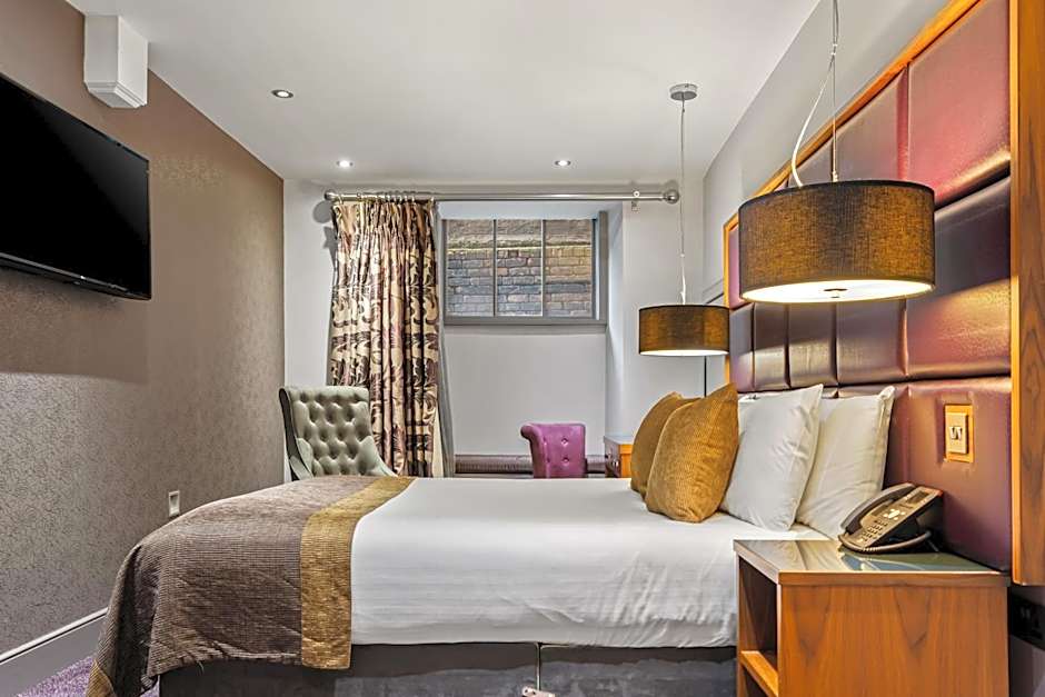 Roomzzz Newcastle City