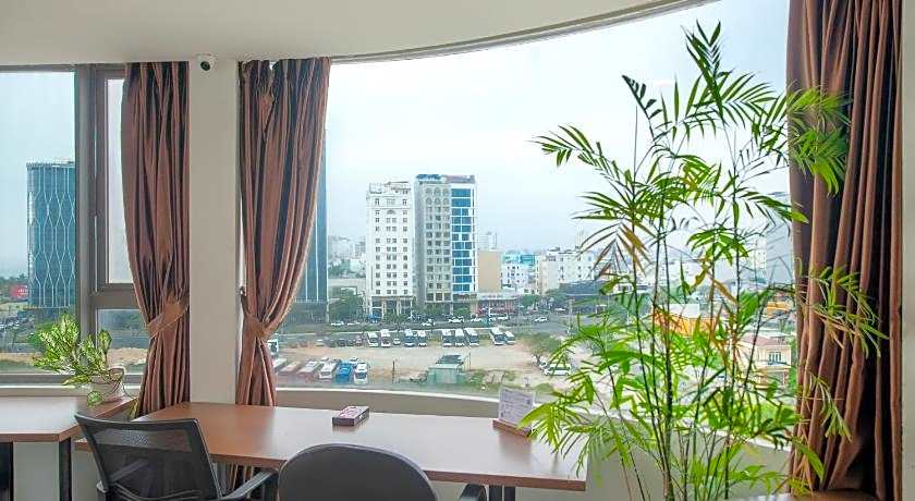 Waikiki Beach Hotel Da Nang