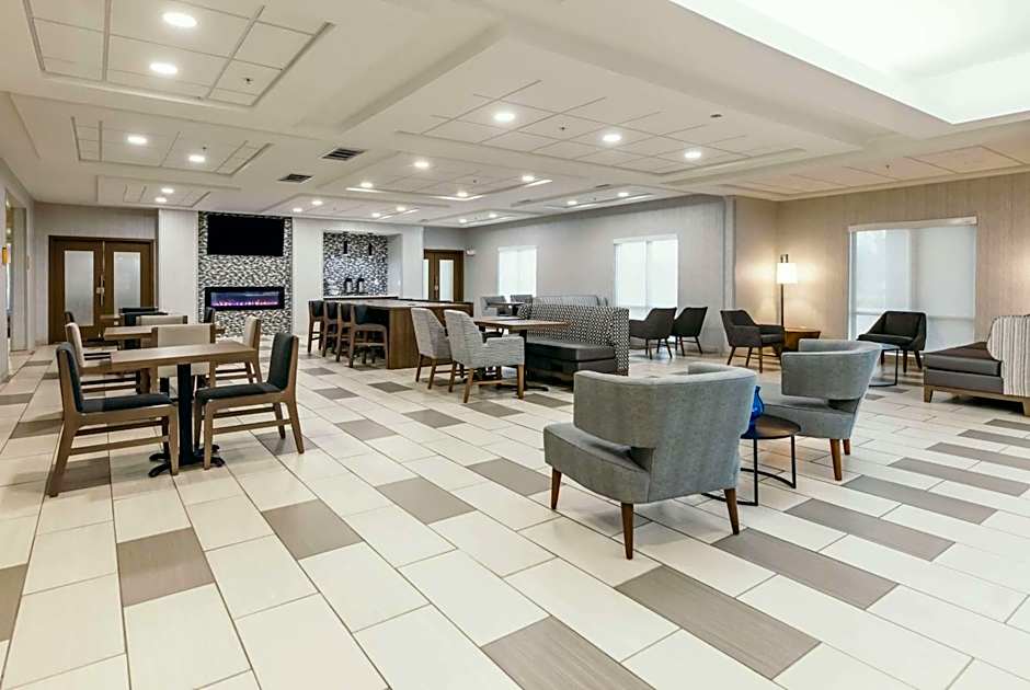 La Quinta Inn & Suites by Wyndham Ankeny IA - Des Moines IA