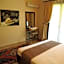 Dardanos Hotel