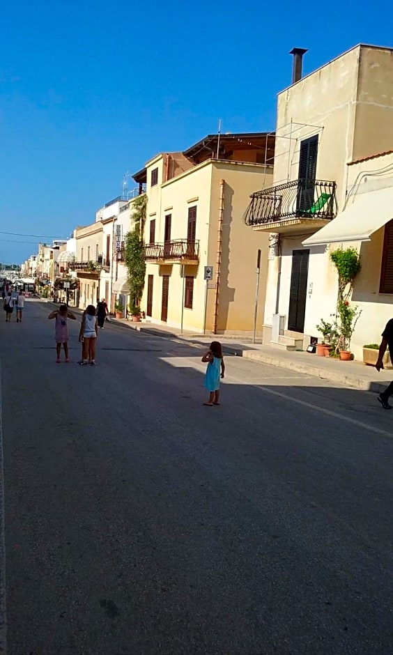 Cocoi Bed & Breakfast – San Vito Lo Capo, CA