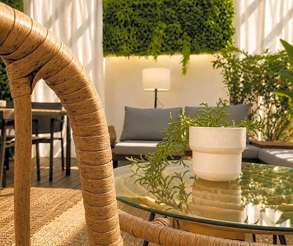 Amare Suite & Apartments