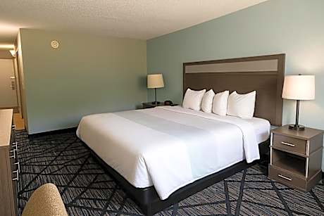 King Room with Spa Bath