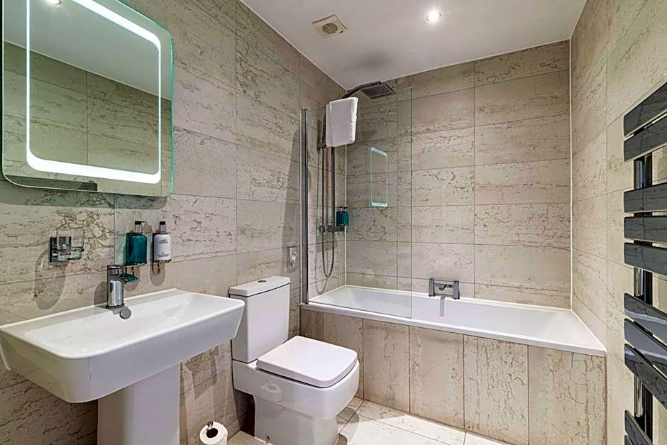 The Bold Hotel; BW Signature Collection