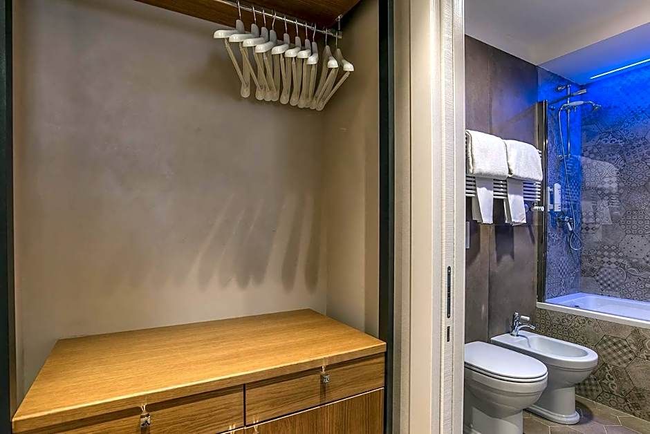 Elite Hotel