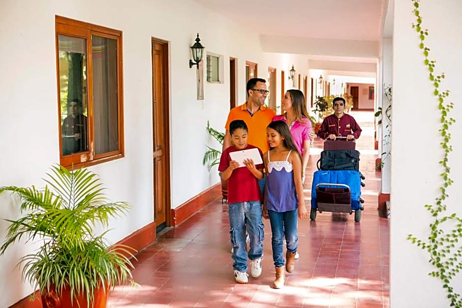 Hotel Los Olivos Spa