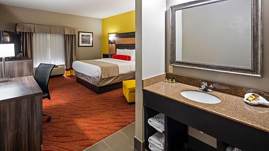 Best Western Plus Midwest City Inn & Suites