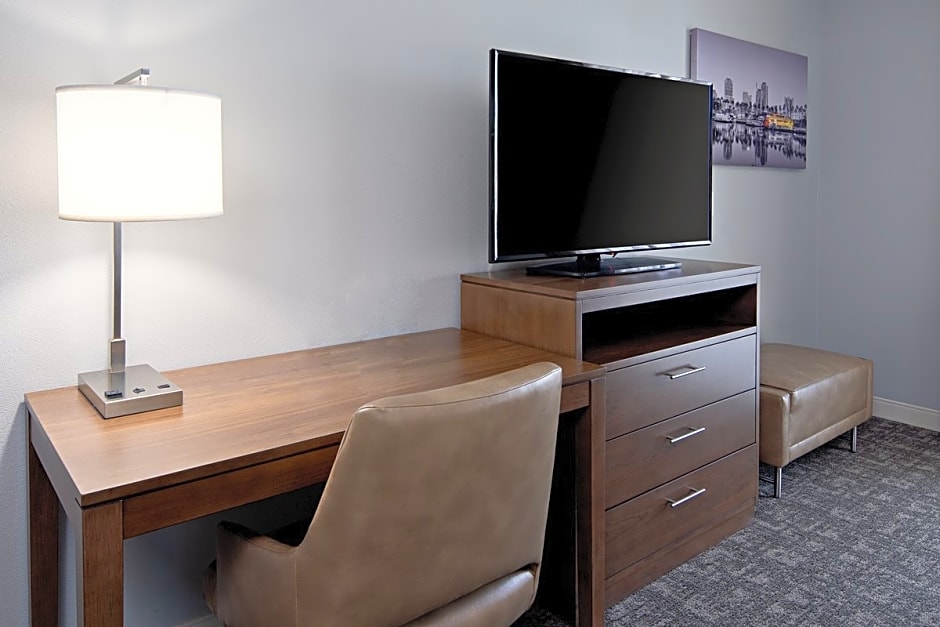 Staybridge Suites Long Beach Airport By IHG
