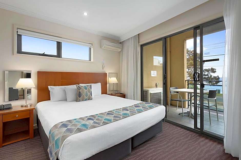 Bayside Geelong Hotel & Apartments, an Ascend Collection Hotel