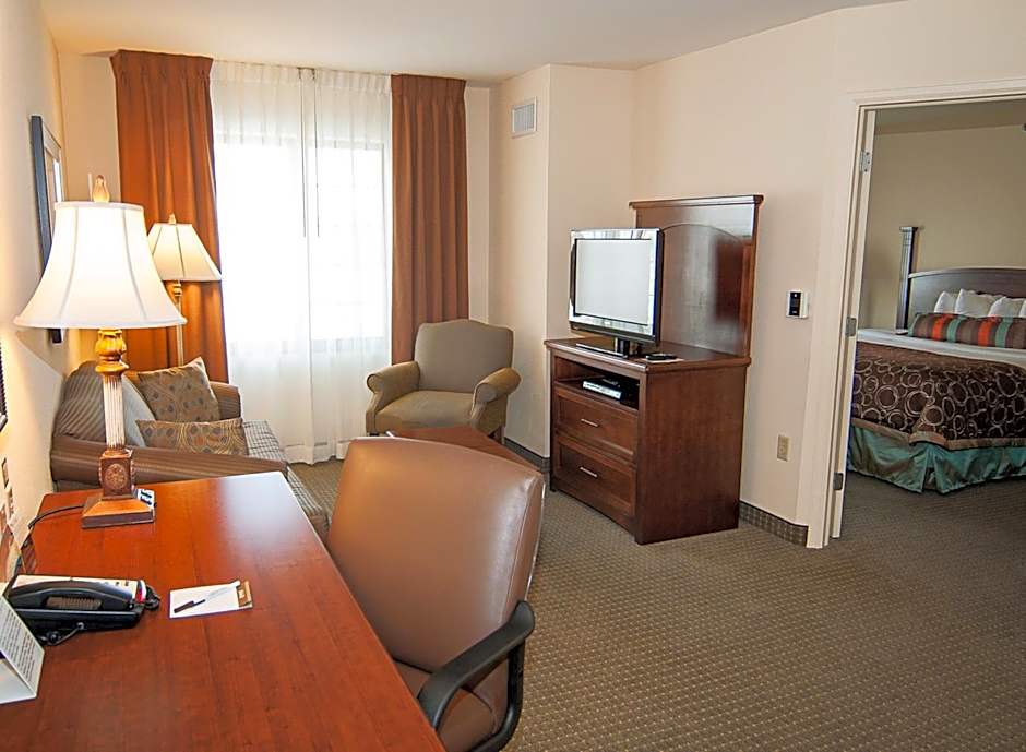 Staybridge Suites Wichita By IHG