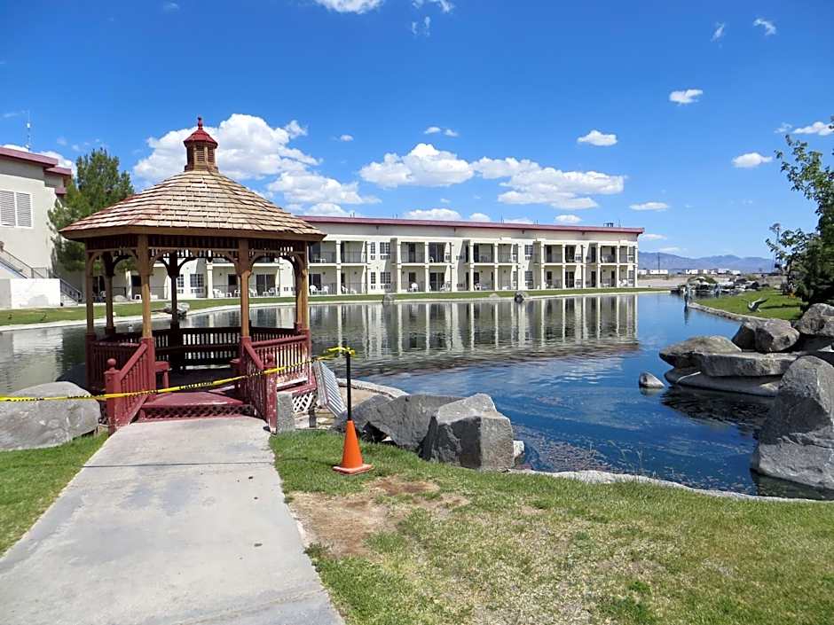 Longstreet Inn & Casino
