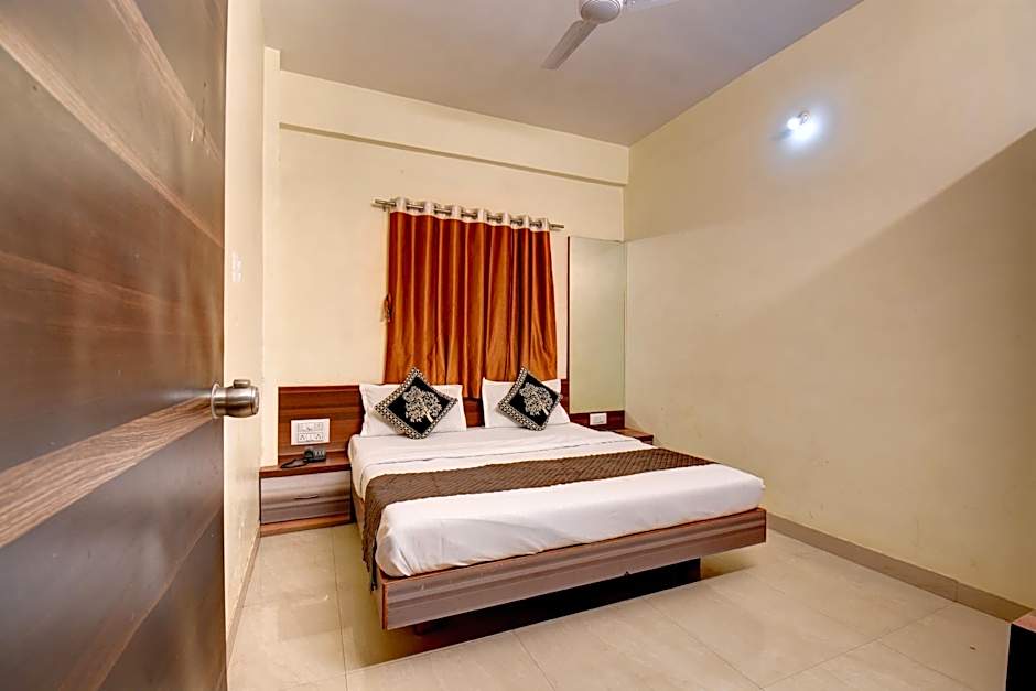 Hotel Padmavati Palace