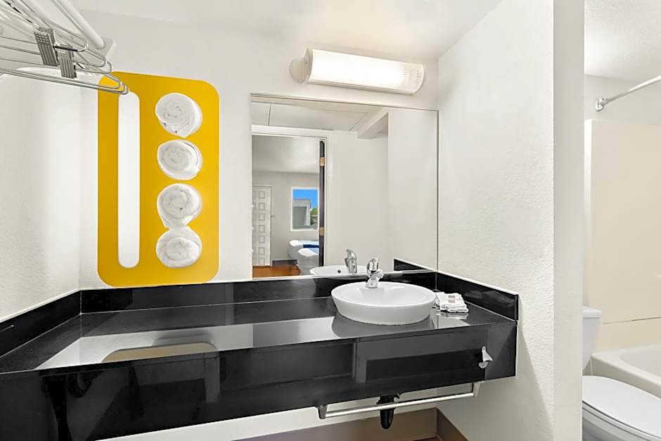 Studio 6 Suites Chattanooga TN Lookout Mtn