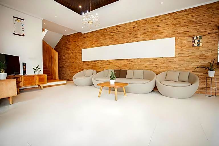Villa Anaka