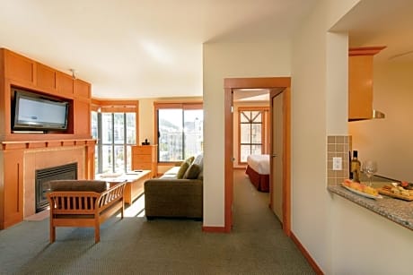 TWO BEDROOM MOUNTAIN VIEW