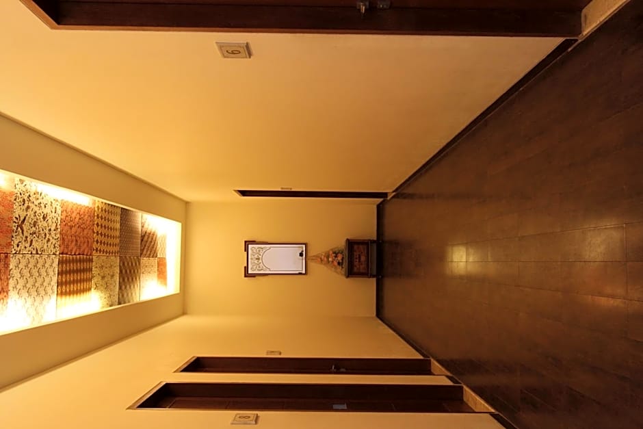 griya desa hotel & pool