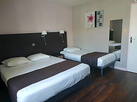 Standard Triple Room - Rhône View