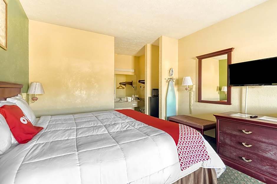 OYO Hotel Grenada West