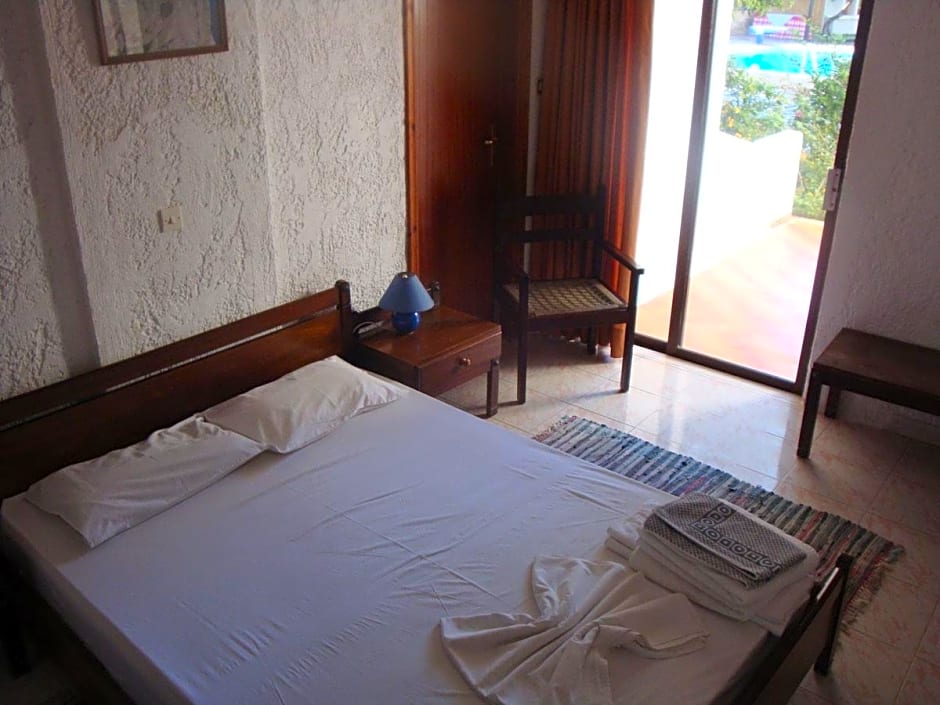 Oasis Hotel Bungalows Afandou Rhodes