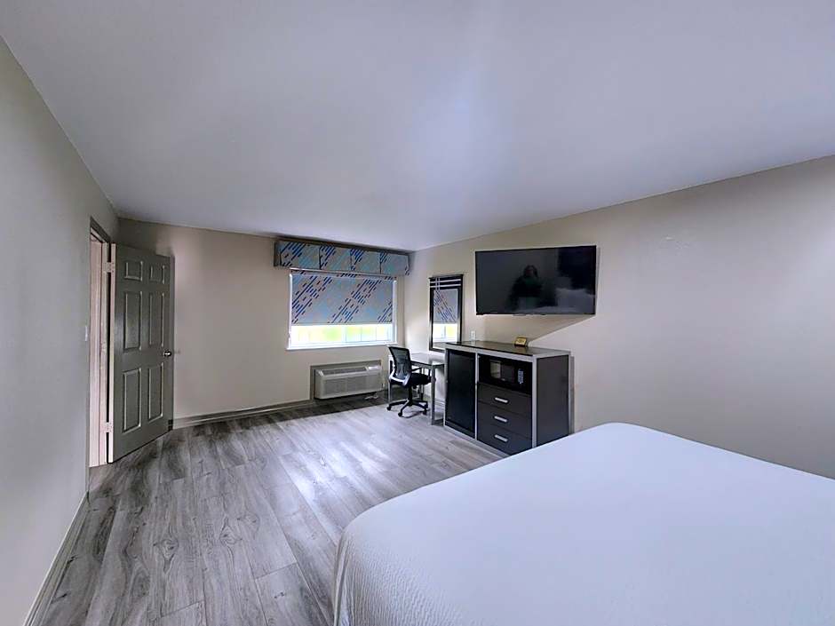 Days Inn by Wyndham Baytown TX