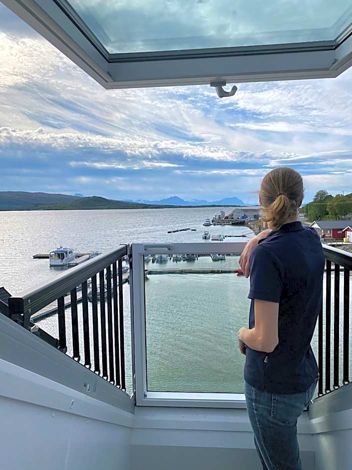 Senja Fjordhotell and Apartments