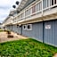 Harbor House Inn