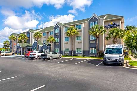Microtel Inn & Suites By Wyndham Panama City