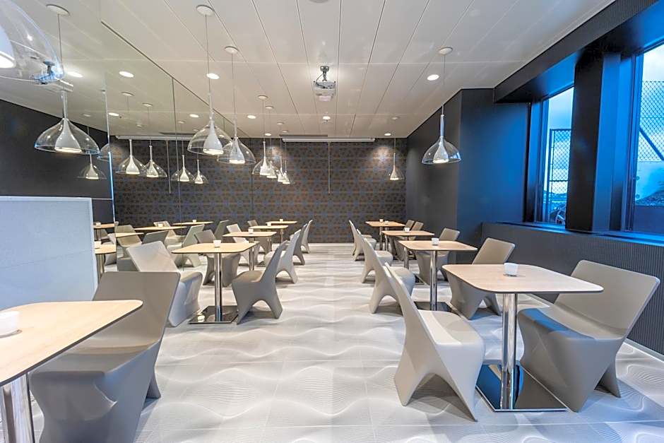 Prize by Radisson, Bern City