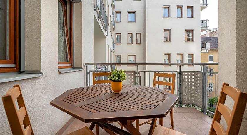 Central Passage Apartments
