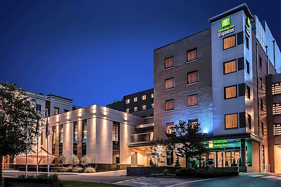 Holiday Inn Express Dublin-Airport By IHG