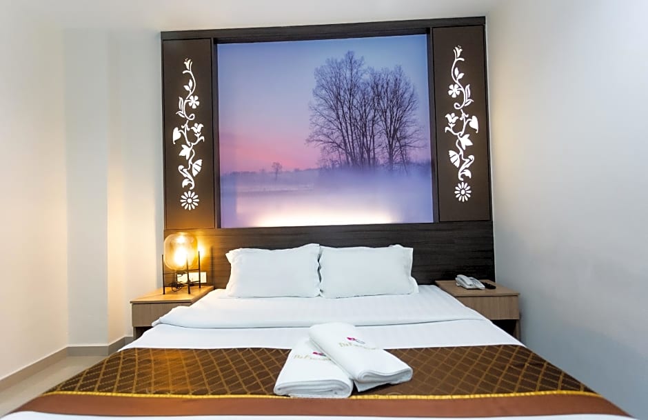 D&F BOUTIQUE HOTEL ERA SQUARE