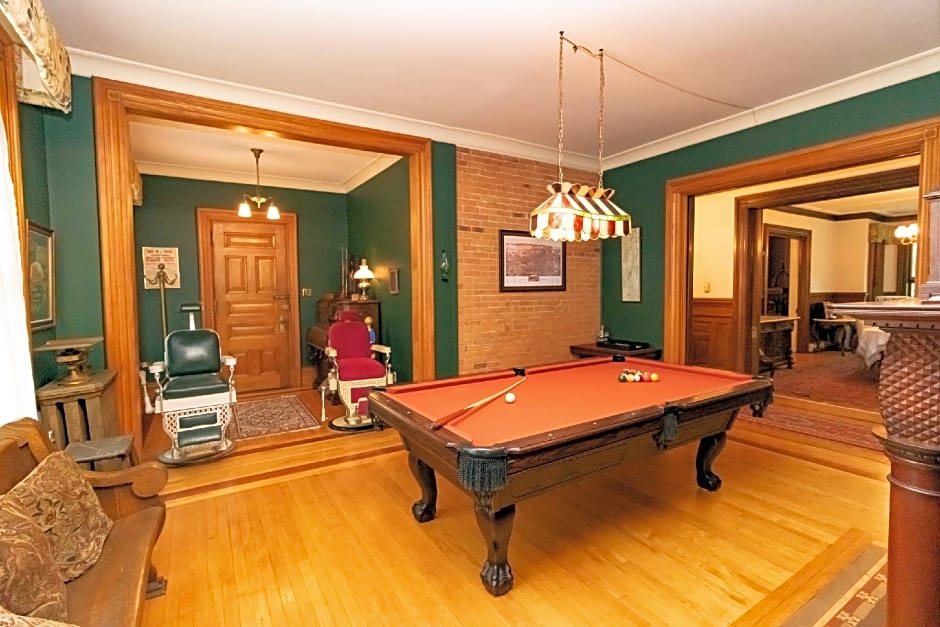 Saratoga Dreams Bed and Breakfast