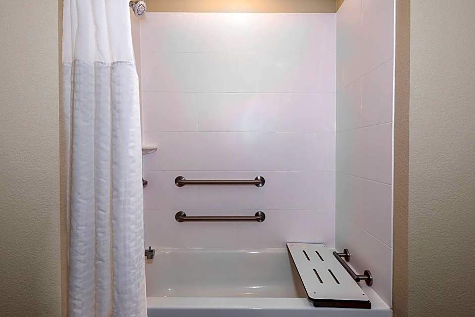 Coral Pointe Sarasota, an Ascend Collection Hotel